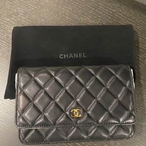 CHANEL Wallet on Chain, Black